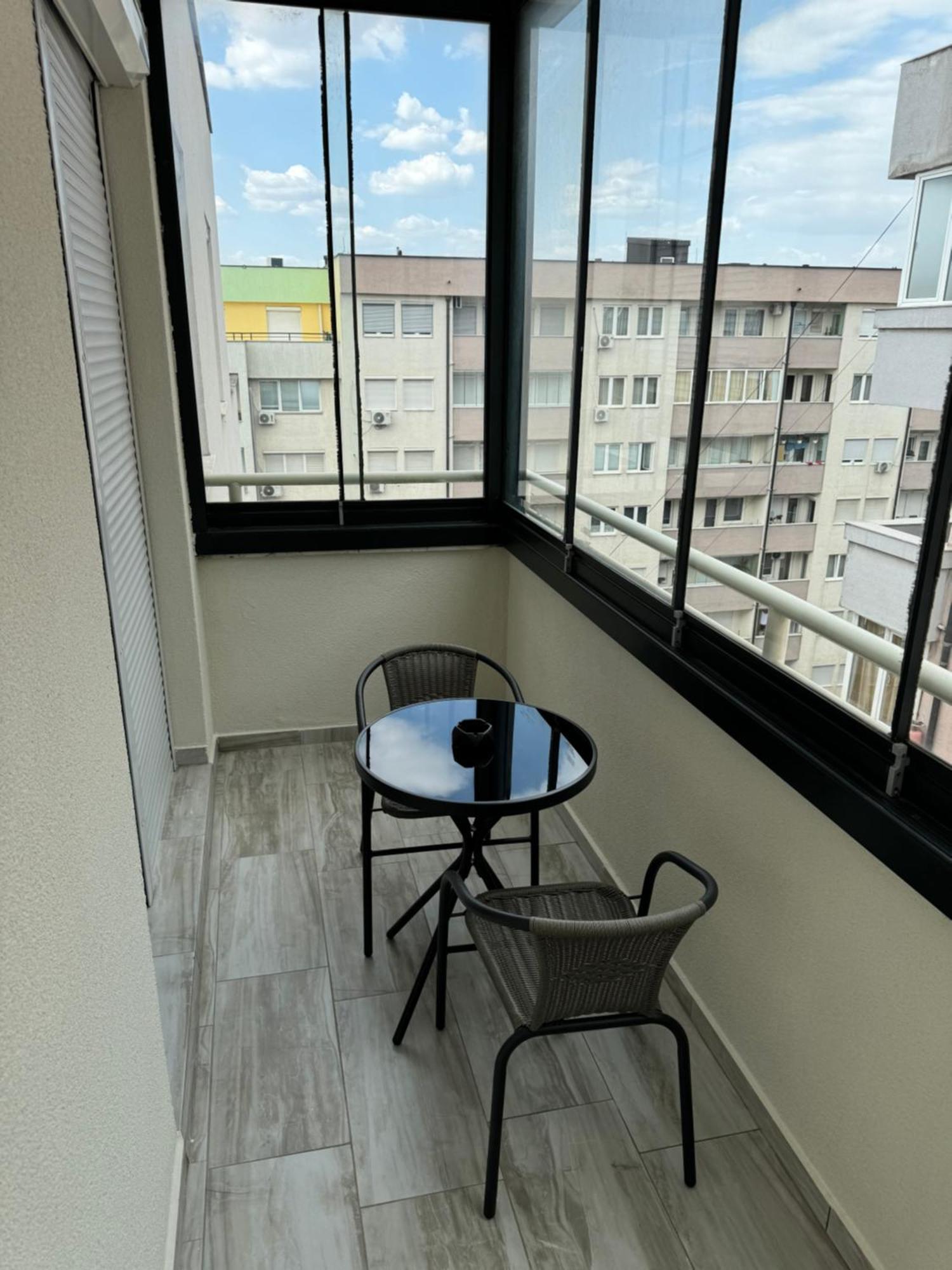 Апартаменты Penthouse Exclusive Приштина Экстерьер фото